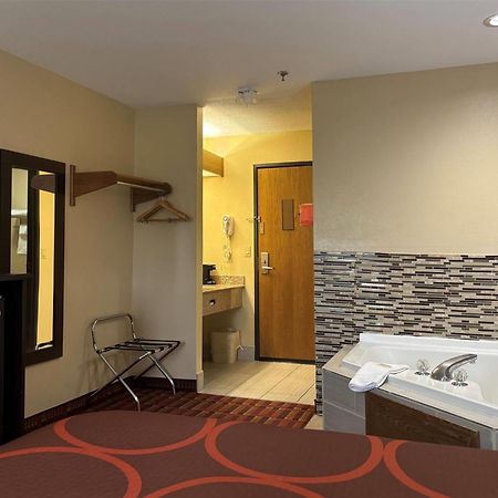 Motel Super 8 By Wyndham Paris Il Extérieur photo